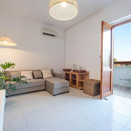 Maria Beach House - 2min Walk To The Beach - Rooftop Terrace With Sea View Holiday home *